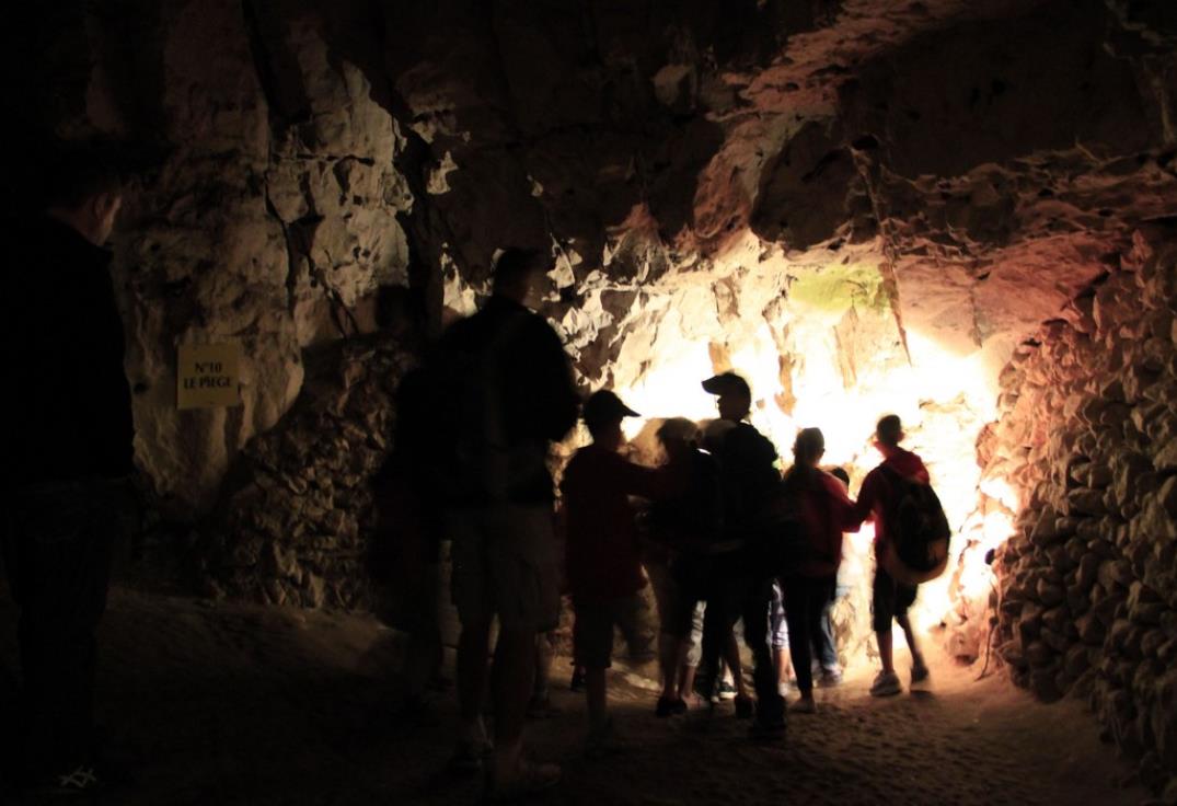 Cité souterraine de Naours,Archaeology, cave,