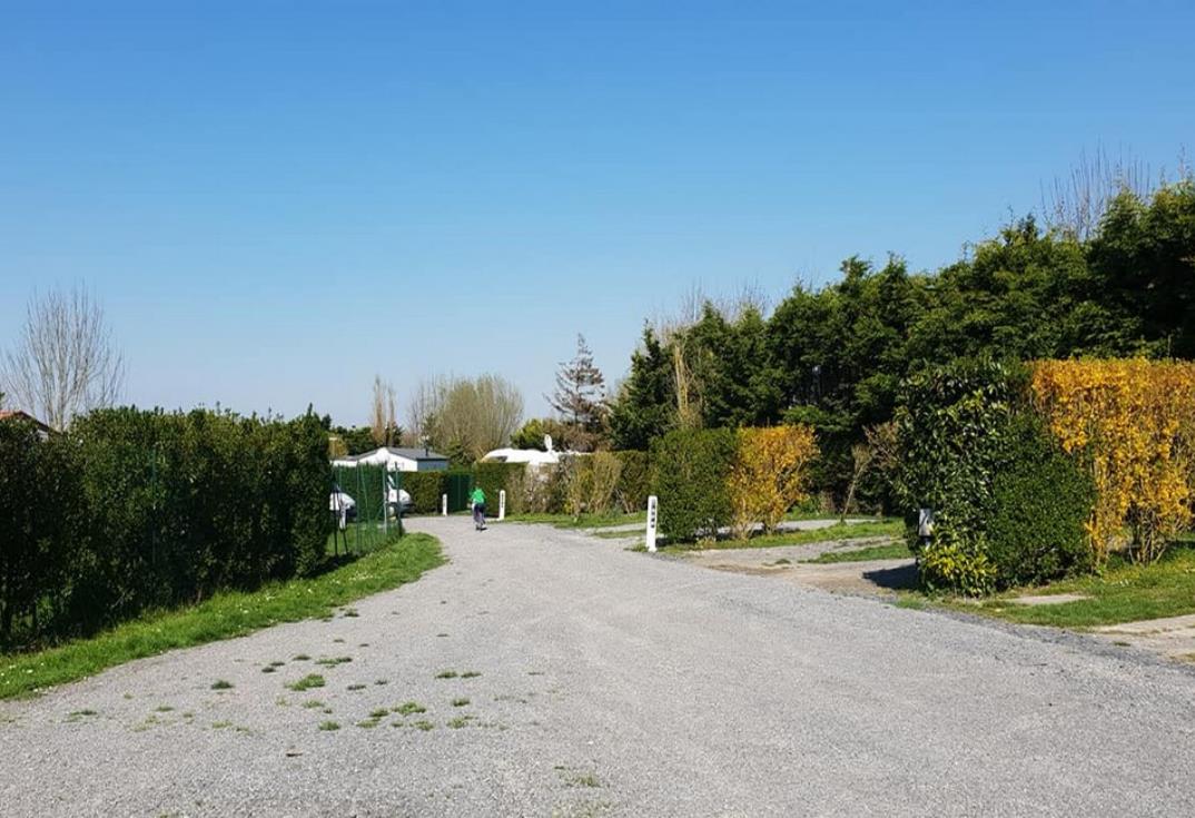 AIRCCPIC080V50E1FO_Aire c-car park Le Tarteron_emplacement_Le Crotoy_Somme_HautsdeFrance