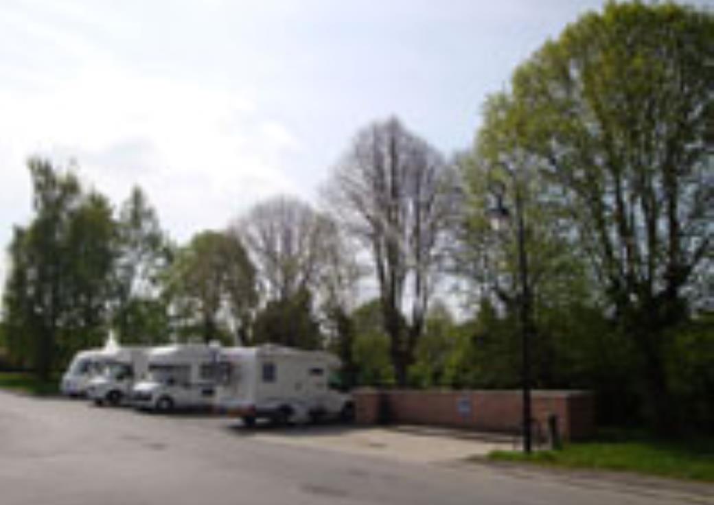 AIRE_CAMPING-CARS_DOULLENS