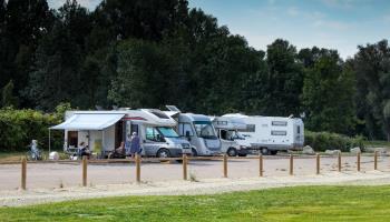 Ailly-sur-Noye-Aire-de-camping-car-park-2