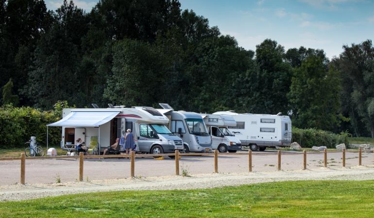 Ailly-sur-Noye-Aire-de-camping-car-park-2