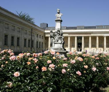 Visite guidée : Bibliothèque Louis Aragon Du 18/1/2024 au 22/2/2025