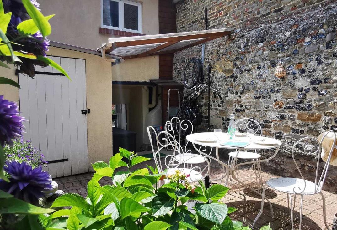 SAINT-VALERY-SUR-SOMME Les Pyracanthas