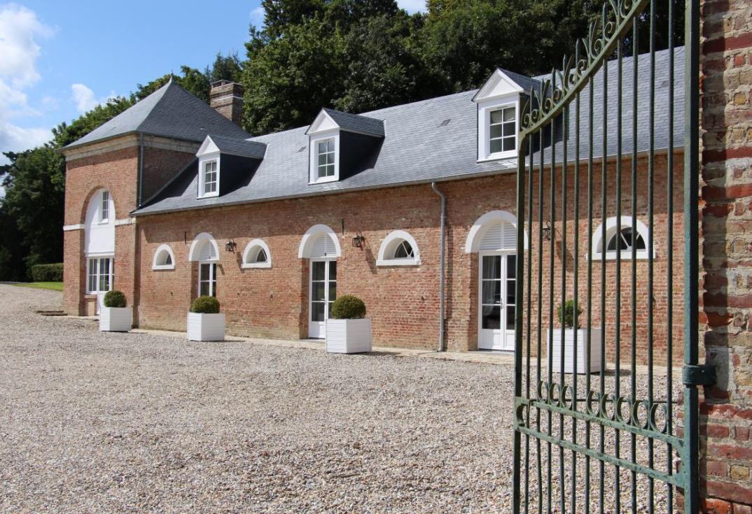 LE-TITRE Cottage du château-Côté chasse