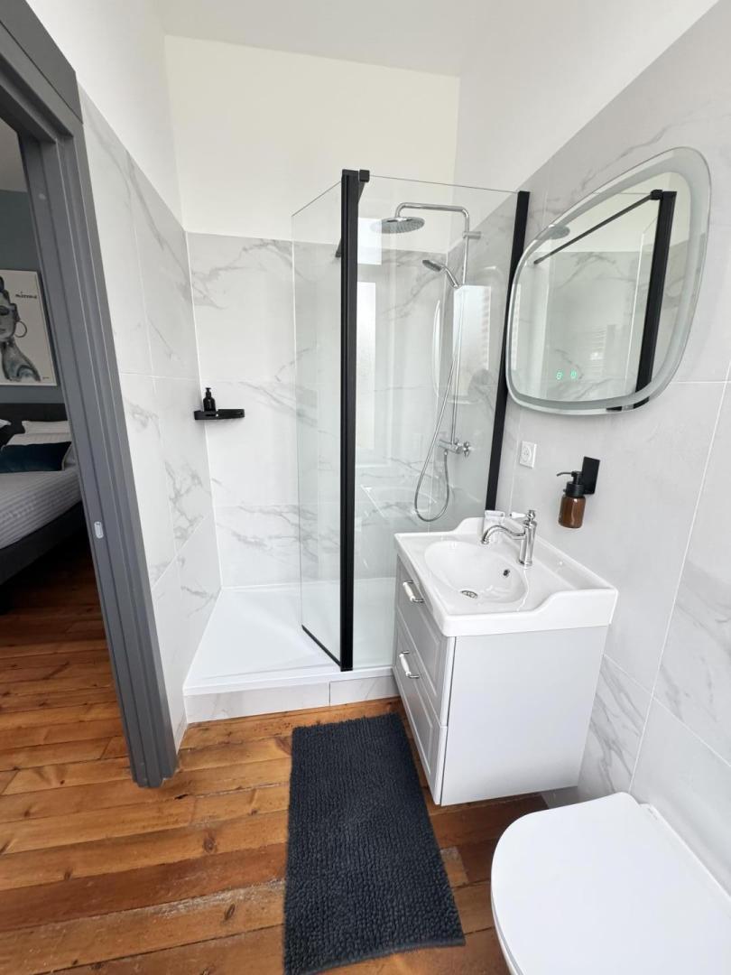 PICQUIGNY Aura Castle - Gîtes de France