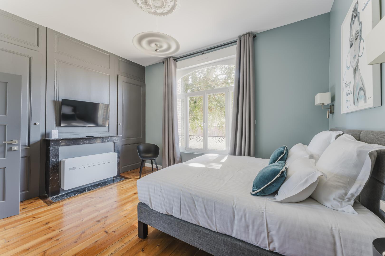 PICQUIGNY Aura Castle - Gîtes de France