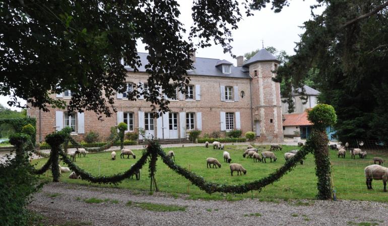 BEHEN Château des Alleux