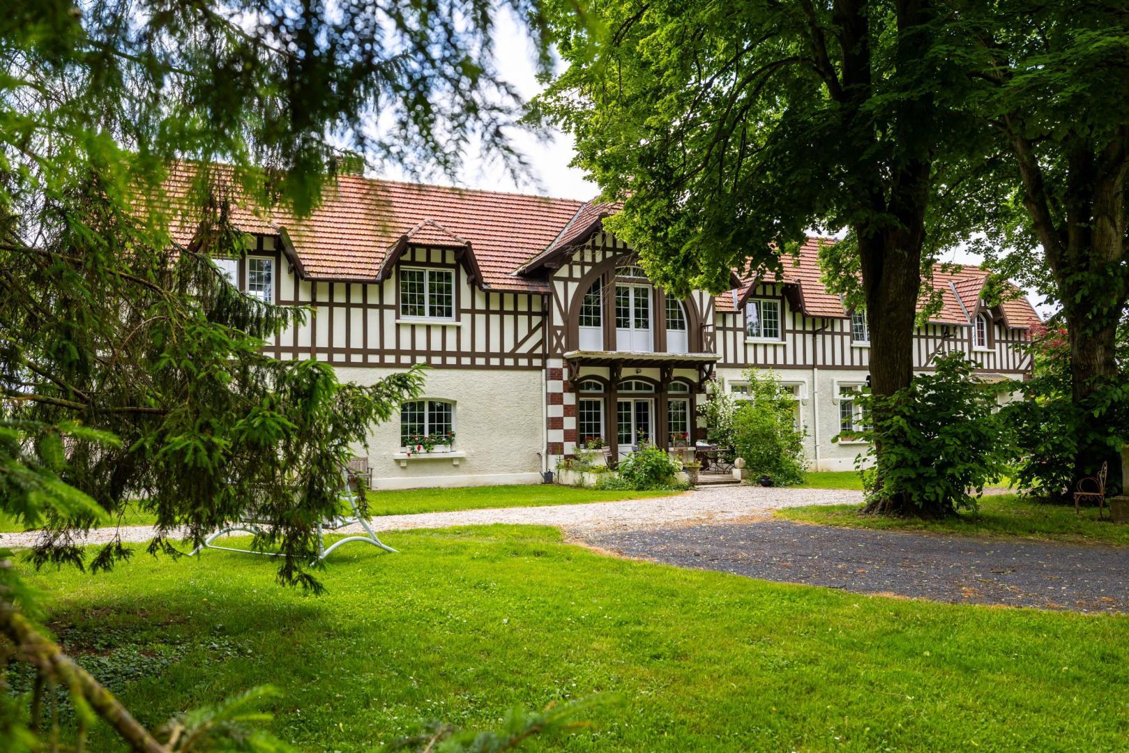 ARGOEUVES Le Chalet des Longschamps - Meublé de tourisme