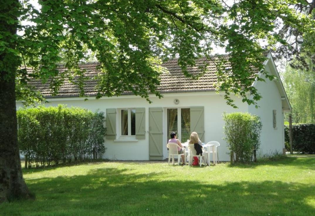 SAINT-QUENTIN-EN-TOURMONT Residence des oiseaux