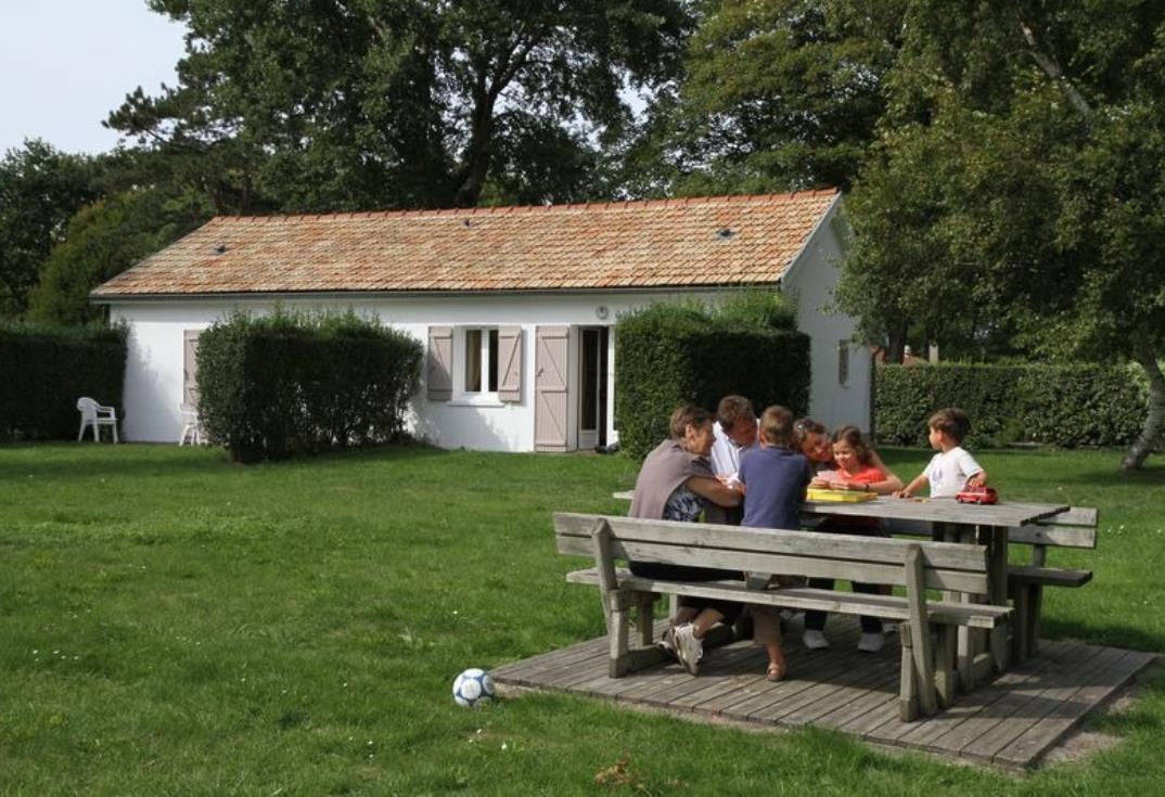 SAINT-QUENTIN-EN-TOURMONT Residence des oiseaux
