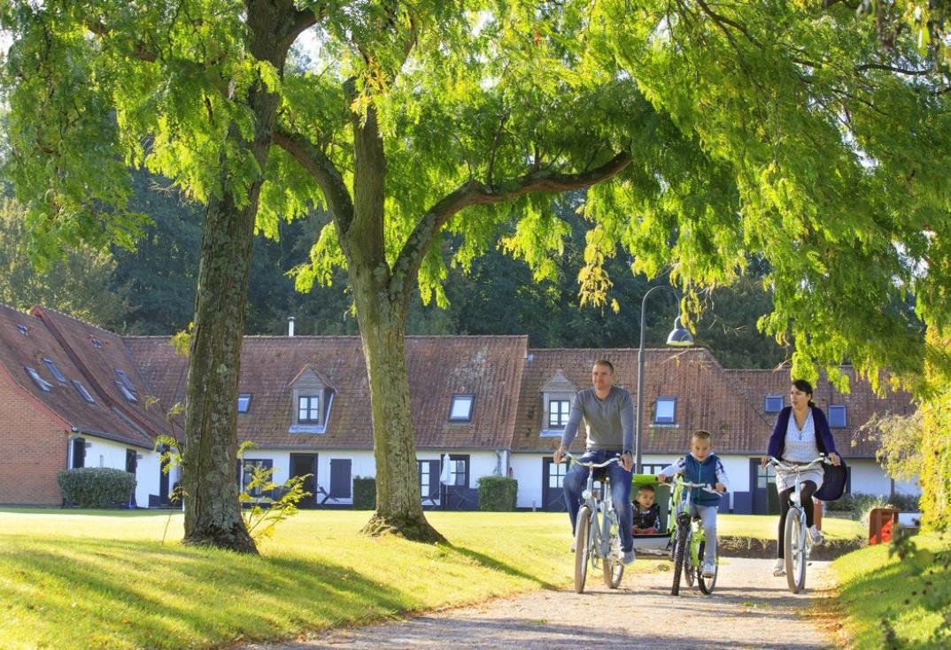 HOTPIC0800010075_Le Cap Hornu_vélo famille_St Valery sur Somme_Somme_HautsdeFrance