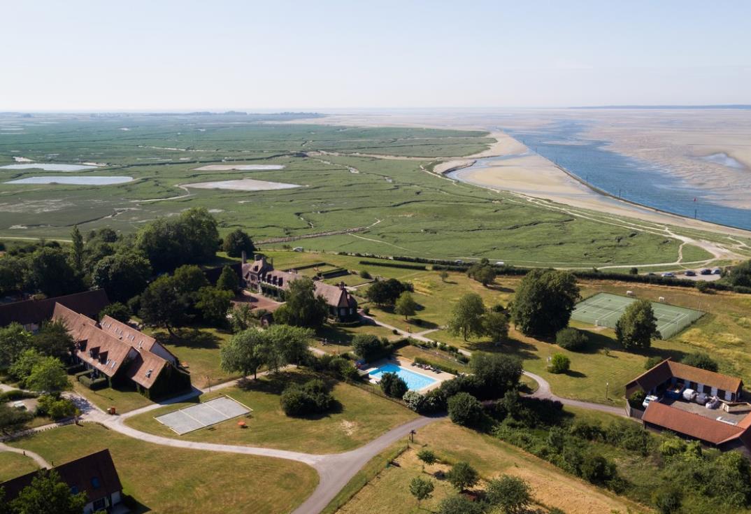 HOTPIC0800010075_Le Cap Hornu_vue aerienne_St Valery sur Somme_Somme_HautsdeFrance
