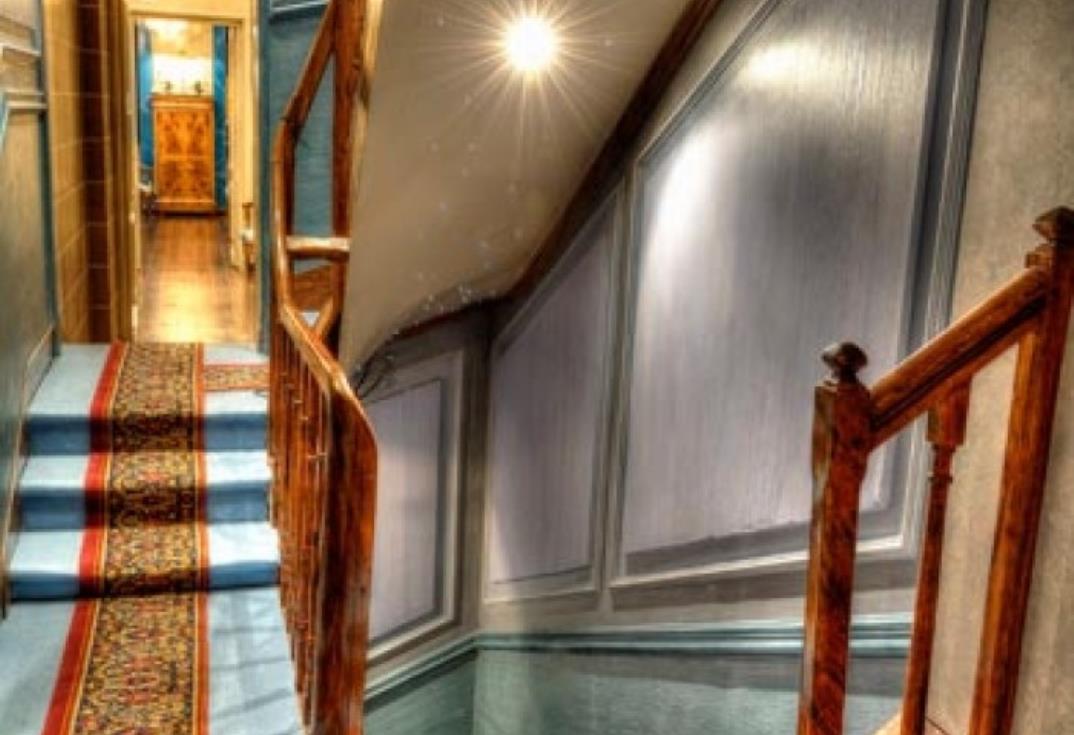 VillaAultia Hotel_escalier_Ault_Somme_Picardie