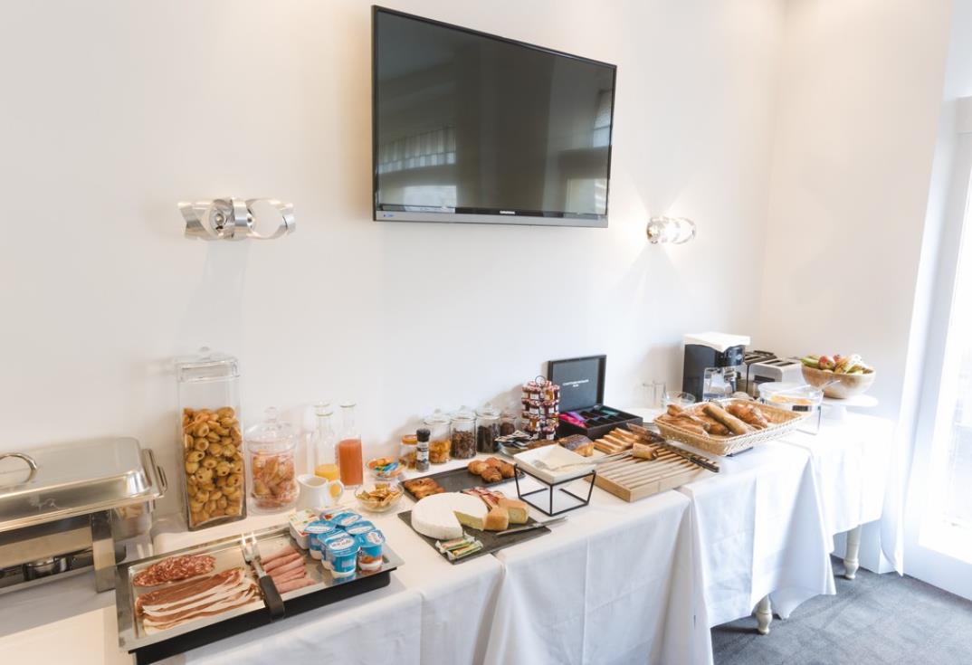 Le Saint Louis_buffet petit dej_Amiens_Somme_Picardie