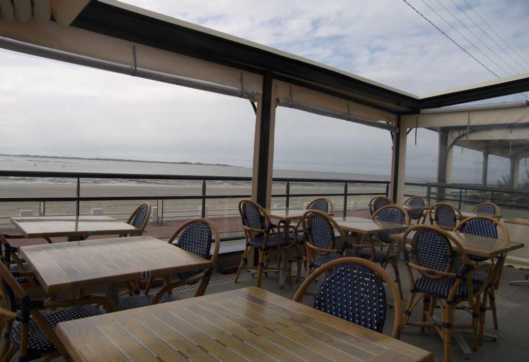 Aux Trois Jean_terrasse_Le Crotoy_Somme_Picardie