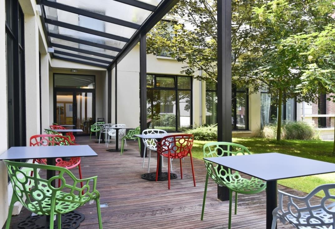 Mercure_patio_Amiens_Somme_Picardie