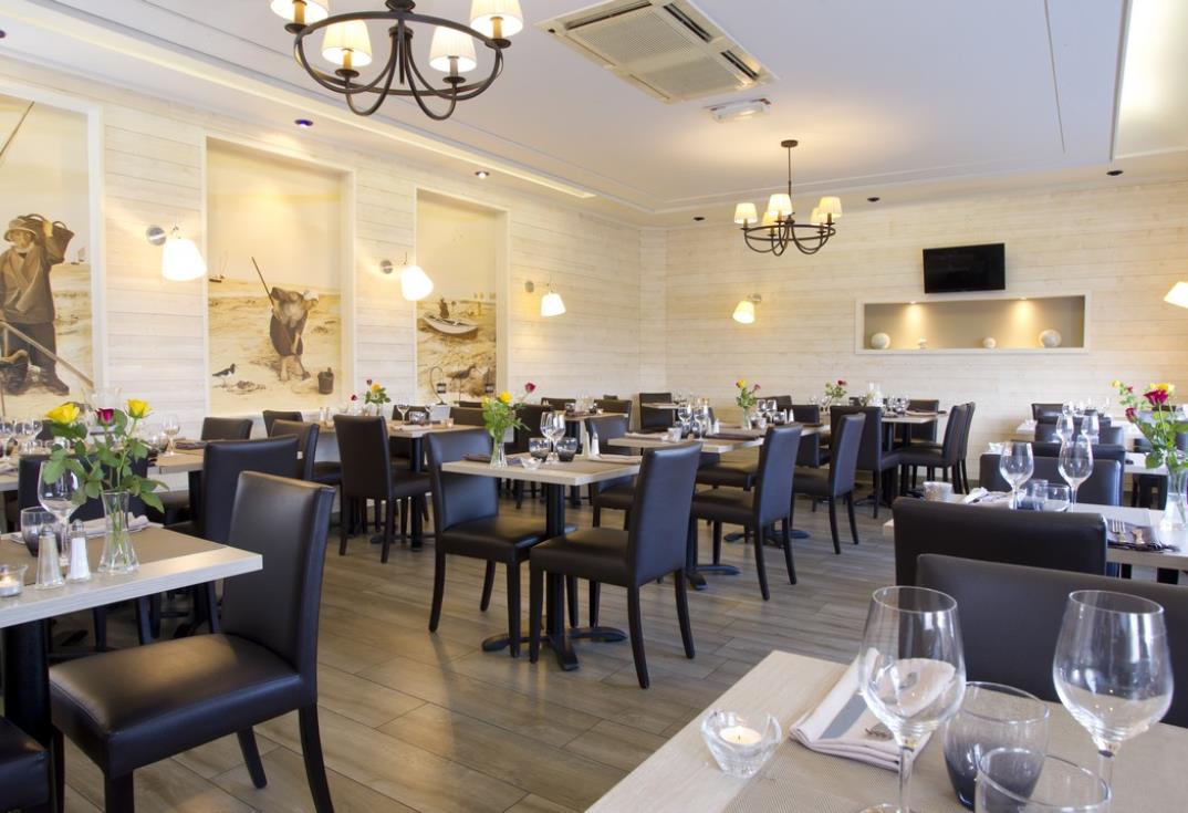 HOTPIC080V507W4G_LePort_salle restaurant_St Valery sur Somme_Somme_HautsdeFrance