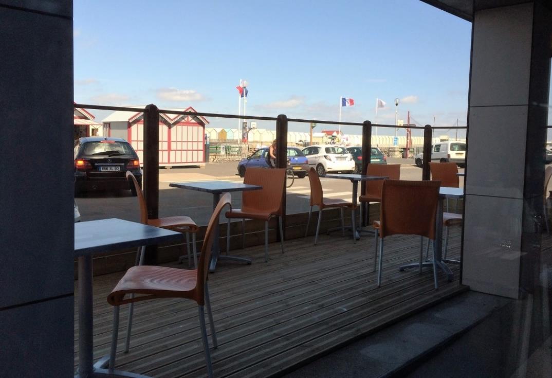 LesGalets_terrasse_Cayeux_Picardie©ADRT_CO