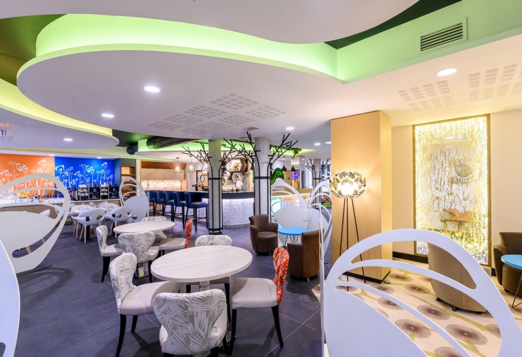 HOTPIC080V50OIUV-Quality-Hotel-Amiens-breakfast-3-Poulainville-Somme-HautsdeFrance-2