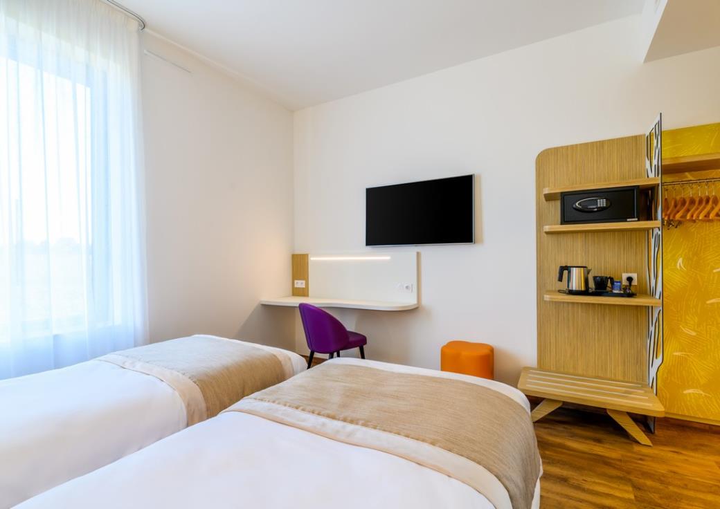 HOTPIC080V50OIUV-Quality-Hotel-Amiens-ch-twin-2-Poulainville-Somme-HautsdeFrance