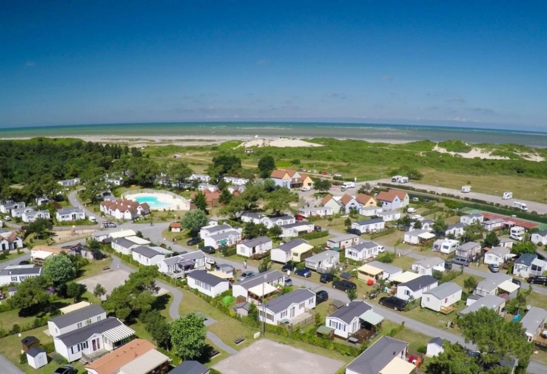 HPAPIC0800010523_Les galets de la Mollière_vue camping1_Cayeux sur Mer_Somme_Picardie