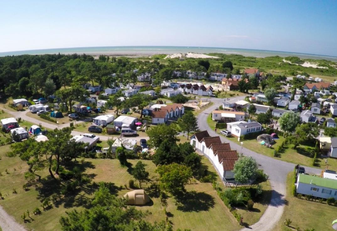 HPAPIC0800010523_Les galets de la Mollière_vue camping5_Cayeux sur Mer_Somme_Picardie