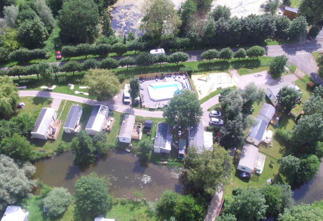 HPAPIC0800010527_La Grand Pré_vue aerienne_Long_Somme_HautsdeFrance