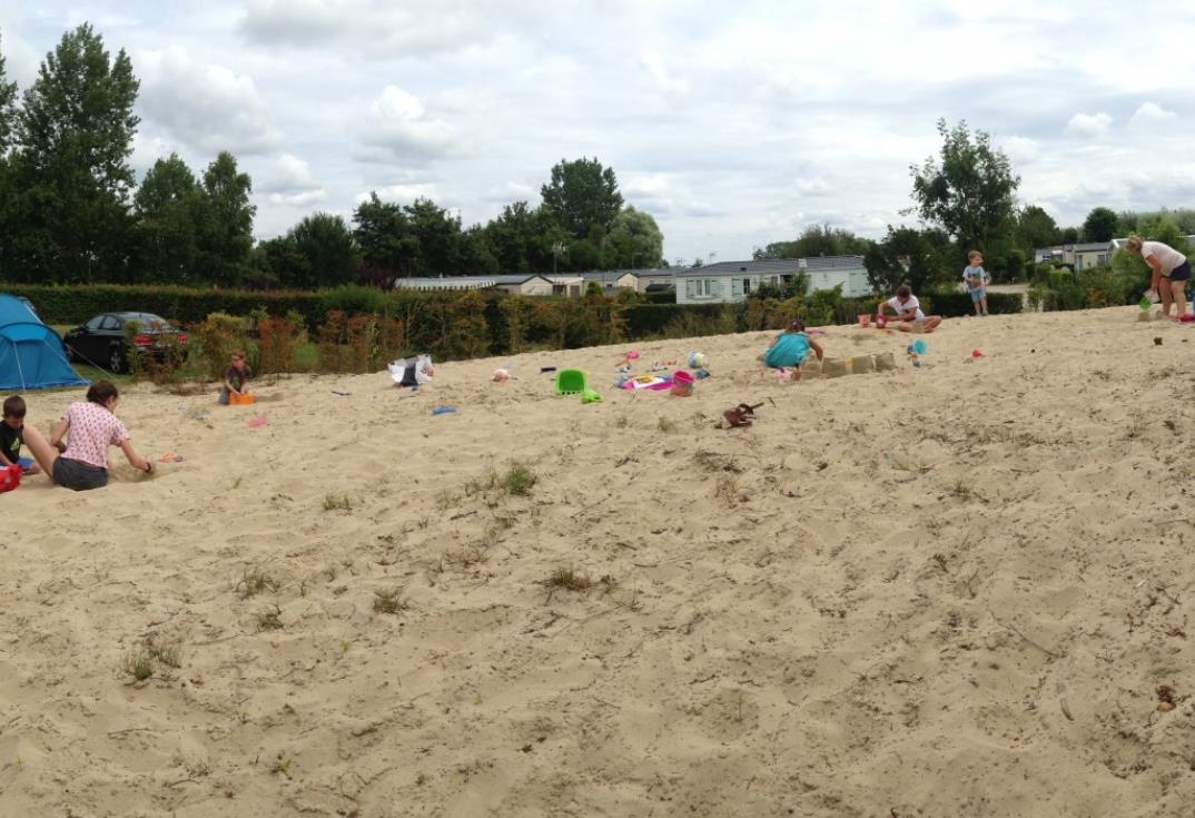 Camping la Haie Penée_bac a sable_St Quentin en Tt_Somme_Picardie_HautsdeFrance