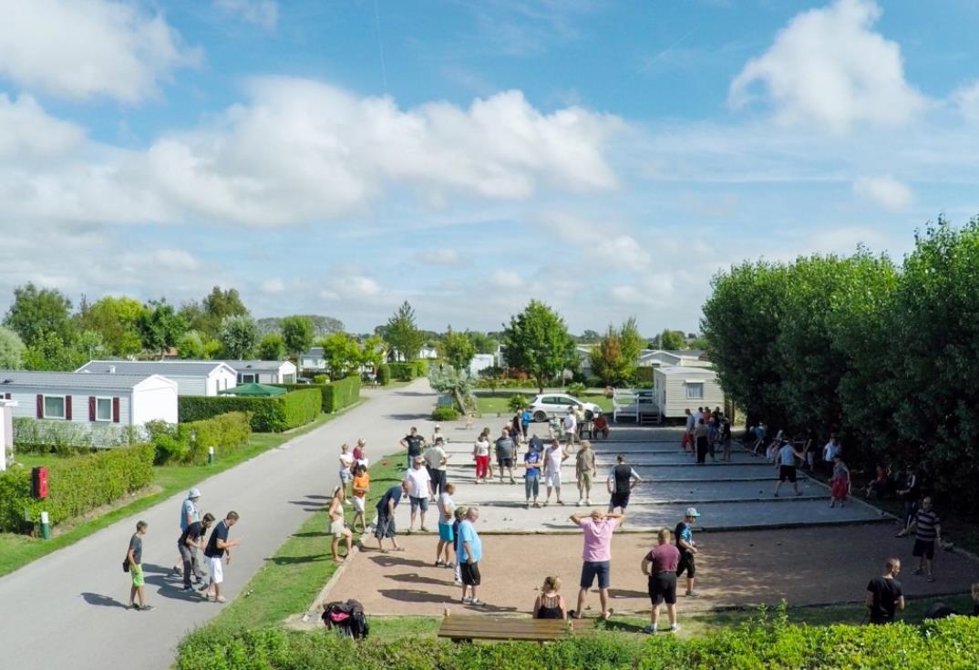 Camping la Haie Penée_boulodrome_St Quentin en Tt_Somme_Picardie_HautsdeFrance