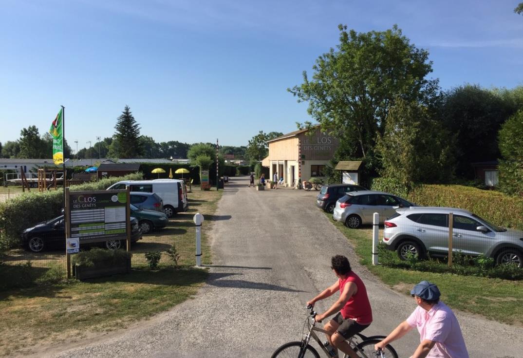 HPAPIC0800010585-Camping-Le-Clos-des-Genets-allee-Quend-Somme-HautsdeFrance