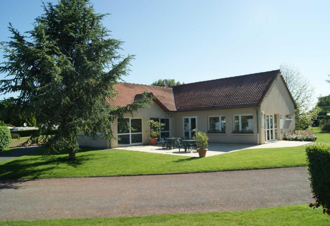 Camping du Château et de l'Oseraie_façade2_Feuillères_Somme_Picardie