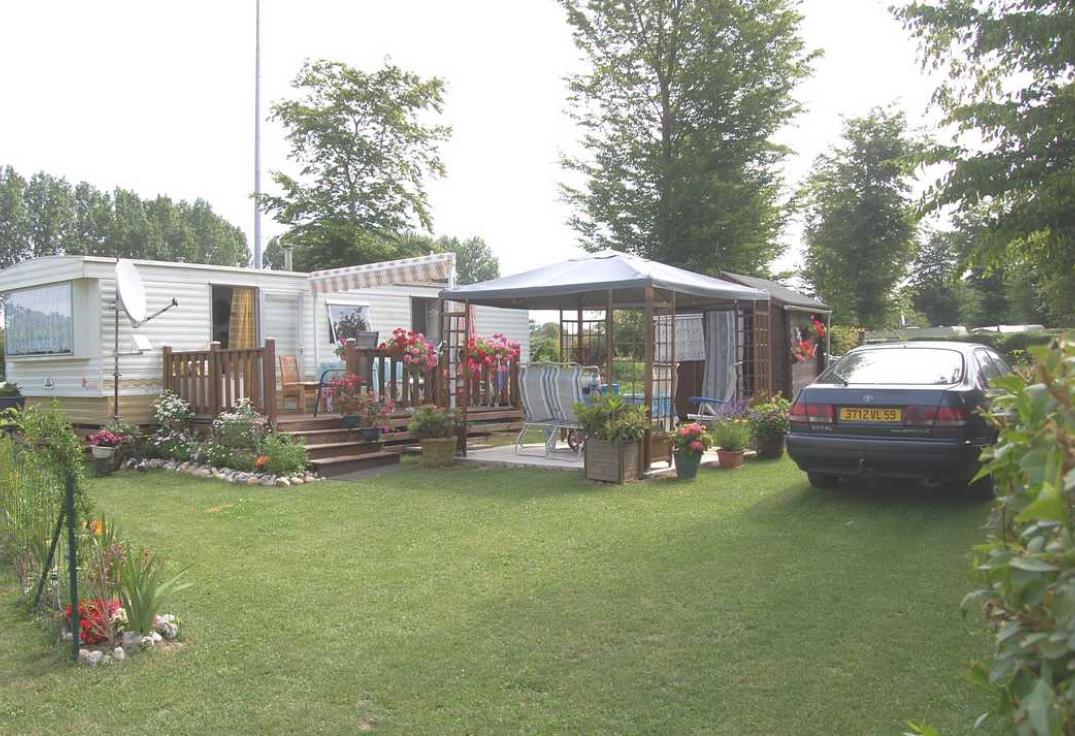 Camping Les Aillots_maisons fleuries_St Blimont_Somme_Picardie
