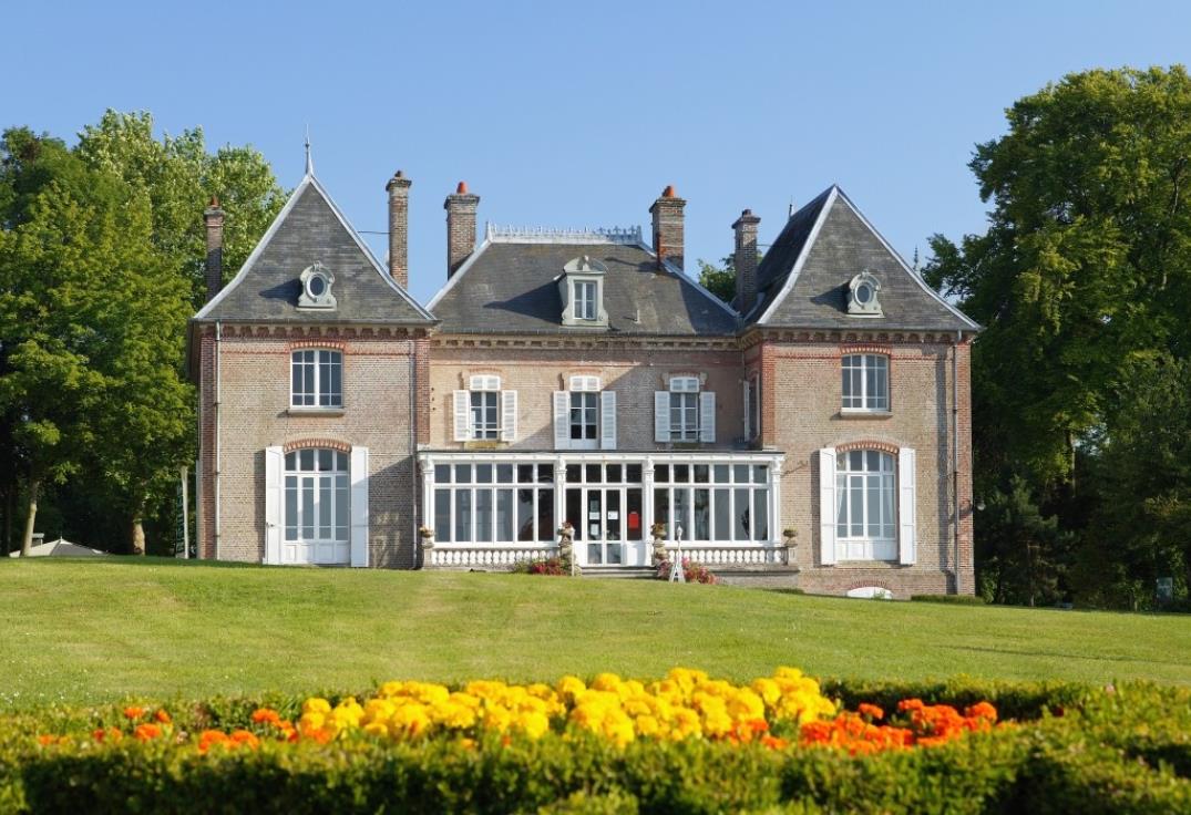 Domaine du Chateau de Drancourt_vue chateau_Estréboeuf_Somme_Picardie