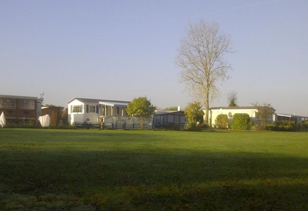 La Grenouillère_vue mobil homes_Frise_Somme_Picardie