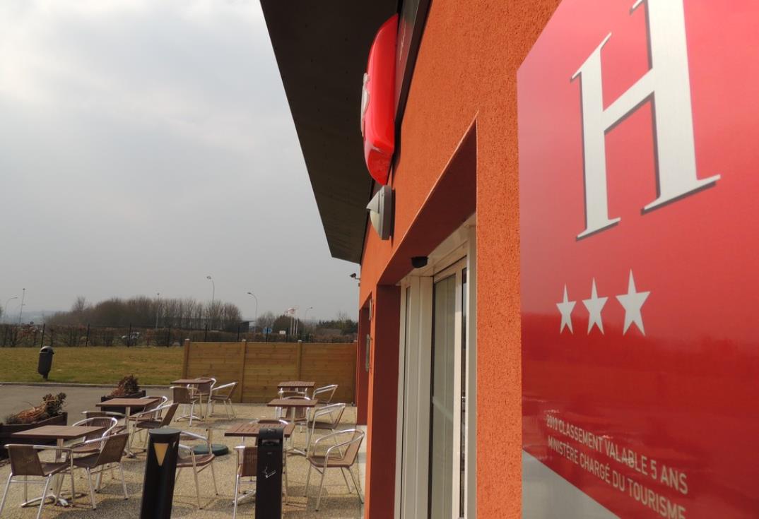 Ibis-terrasse-Albert-somme-picardie©HotelIbis (1)