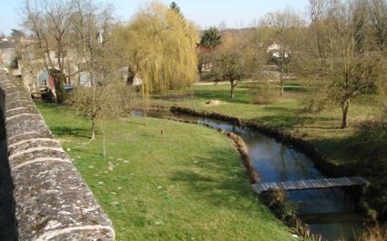 La Nonette vue du Rempart médiéval