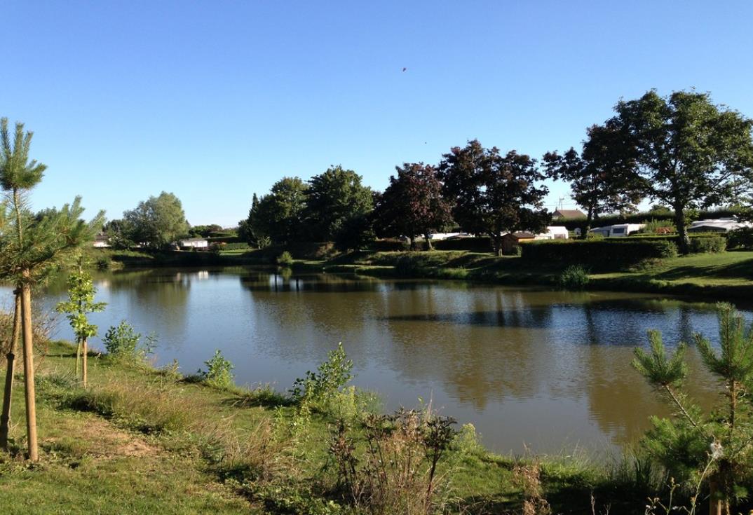 La Source_etang_Voyennes_Somme_Picardie