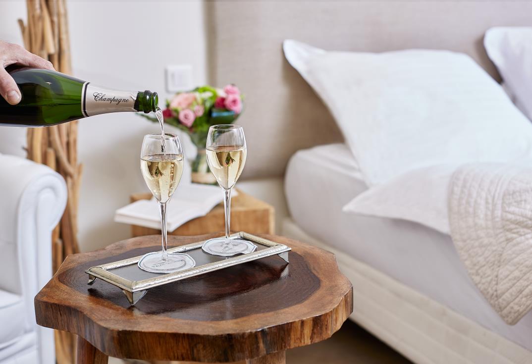Le-Cise-AULT-Service-en-chambre-2019