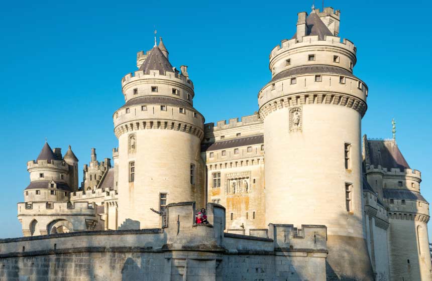 Château de Pierrefonds is right on the doorstep of your B&B and family room at Les Hauts de Pierrefonds in Northern France