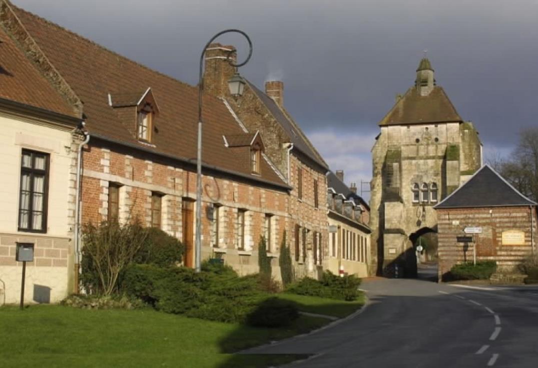 PCUPIC080FS0001N_beffroi_lucheux_somme_picardie ©D. Cry