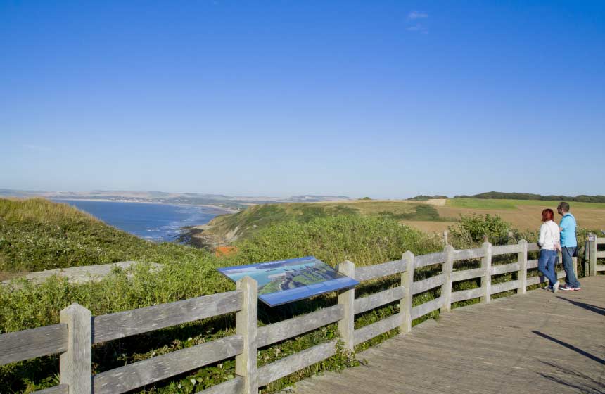 Energise along the Opal Coast near Cap Gris Nez cliffs (super easy by bike!)