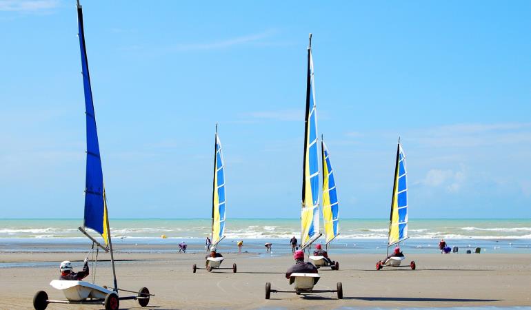 EOLIA PICARDIE - CHAR À VOILE ET KAYAK DE MER