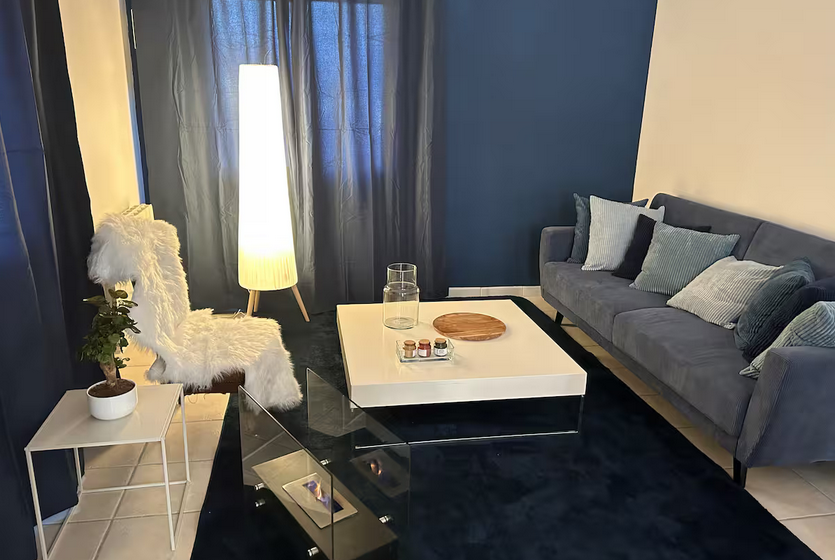 Salon.jpeg - @LOYER_KATTY