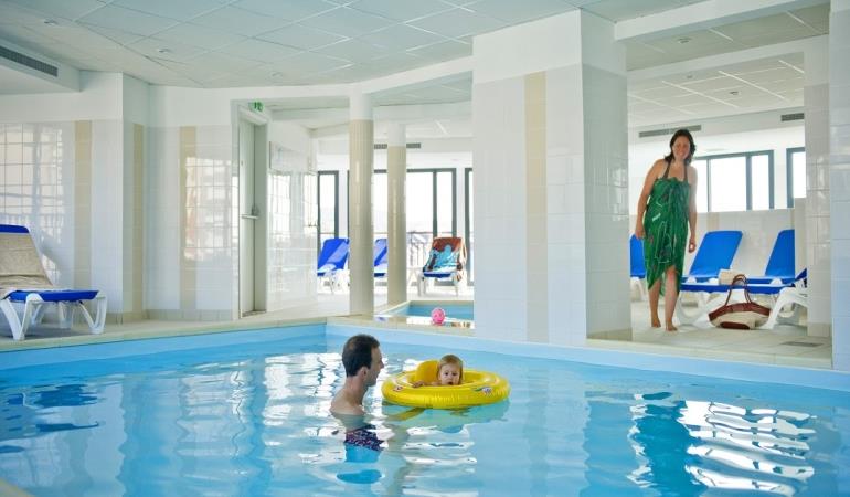 Goelia La Belle Epoque_piscine_Mers les Bains_Somme_Picardie_HautsdeFrance