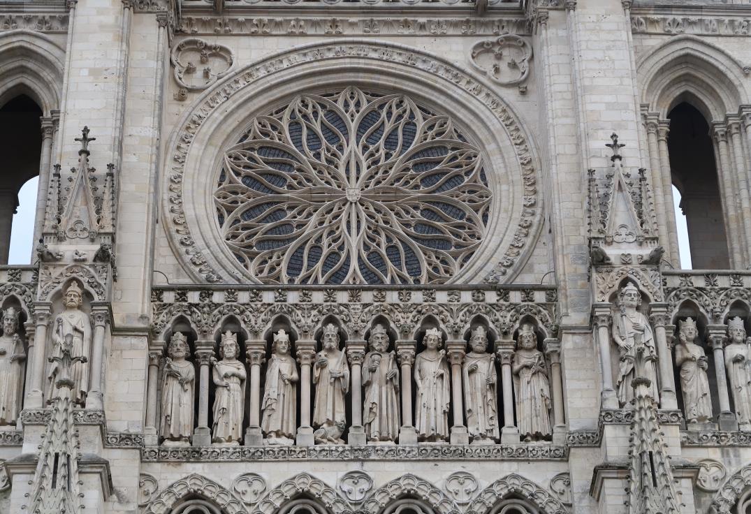 cathédrale-louise bizet stagiaire (1) - ok